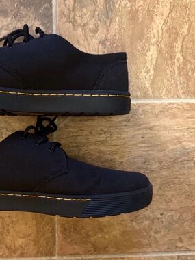 Dr. Martens Black Cairo Lo